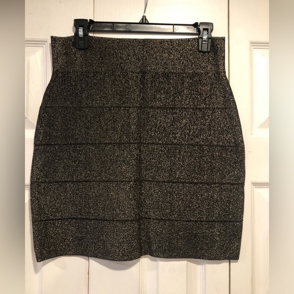 BCBGMaxAzria Dresses & Skirts - BCBG Bodycon Skirt - NWOT